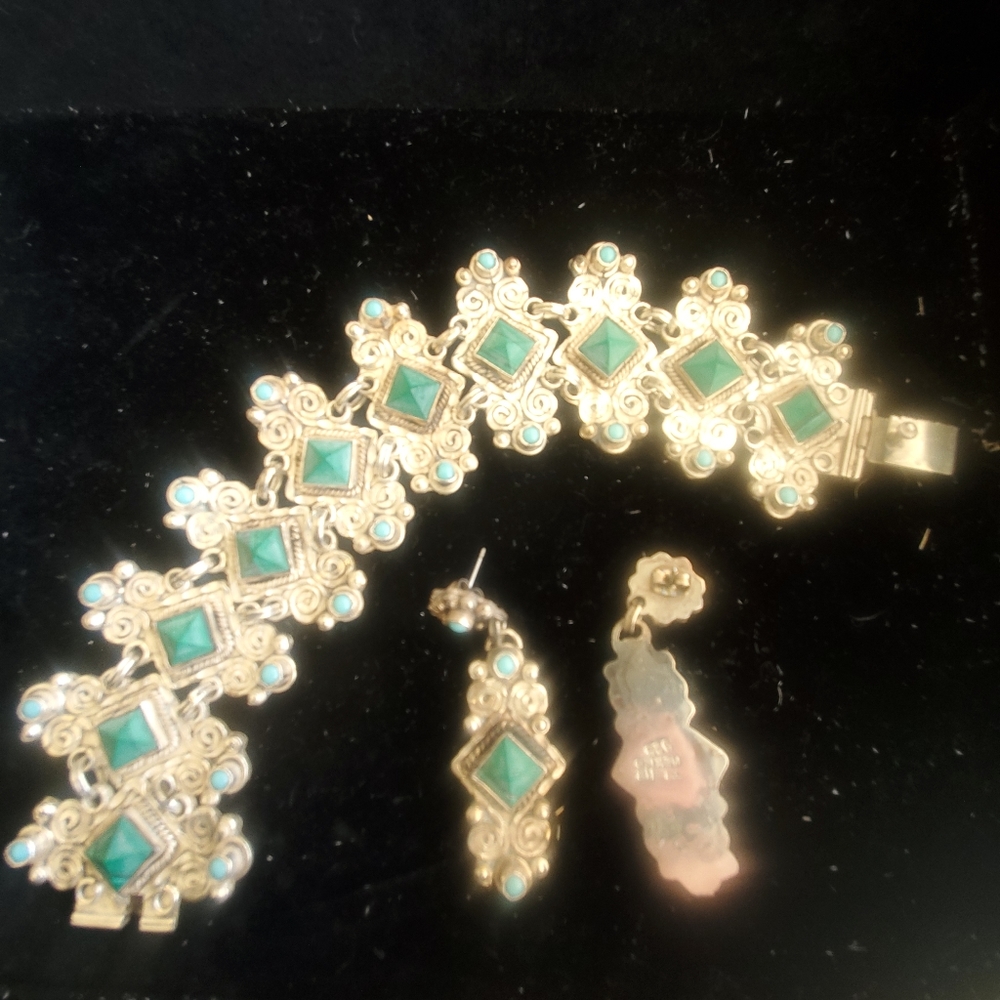 1970s 925 Sterling Silver Bracelet and matching Earrings